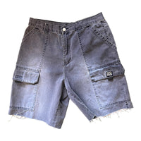 Y2K NO BOUNDARIES CARGO SHORTS NAVY '32' - 2000S
