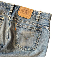 LEVI’S 505 DISTRESSED BLUE JEAN ‘36X32’ - 1990S