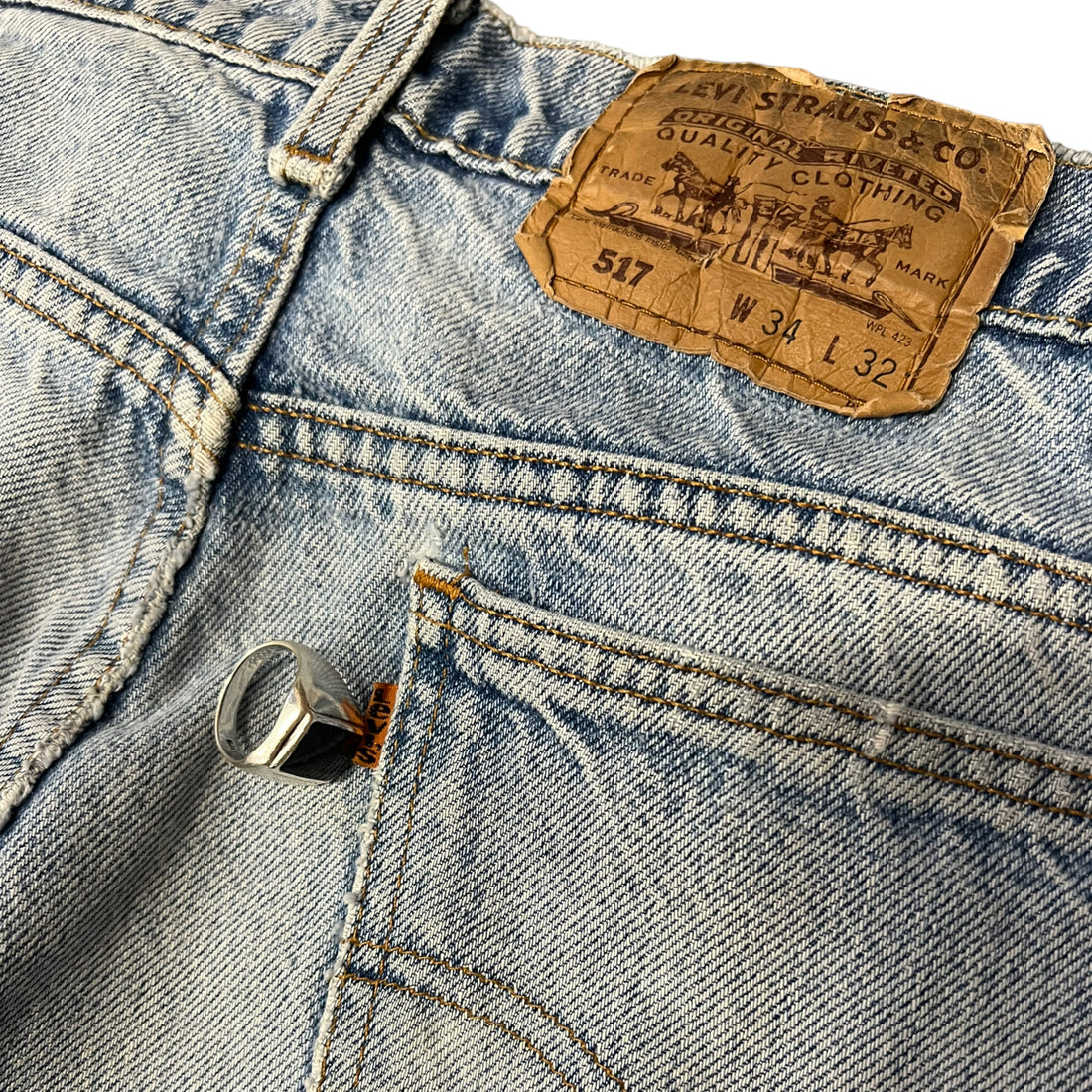 LEVI’S 517 USA MADE PATCHED BLUE JEANS ‘34X32’ - 1990S