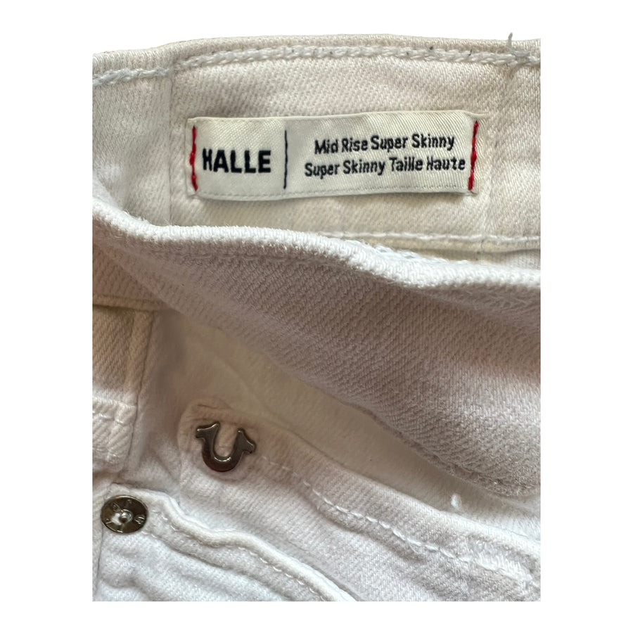 TRUE RELIGION HALLE MID RISE SUPER SKINNY CUTOFF CAPRIS WHITE ‘27’