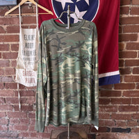 Vintage Camo T Shirt Long Sleeve Faded Distressed Paint Splatter Mens XL