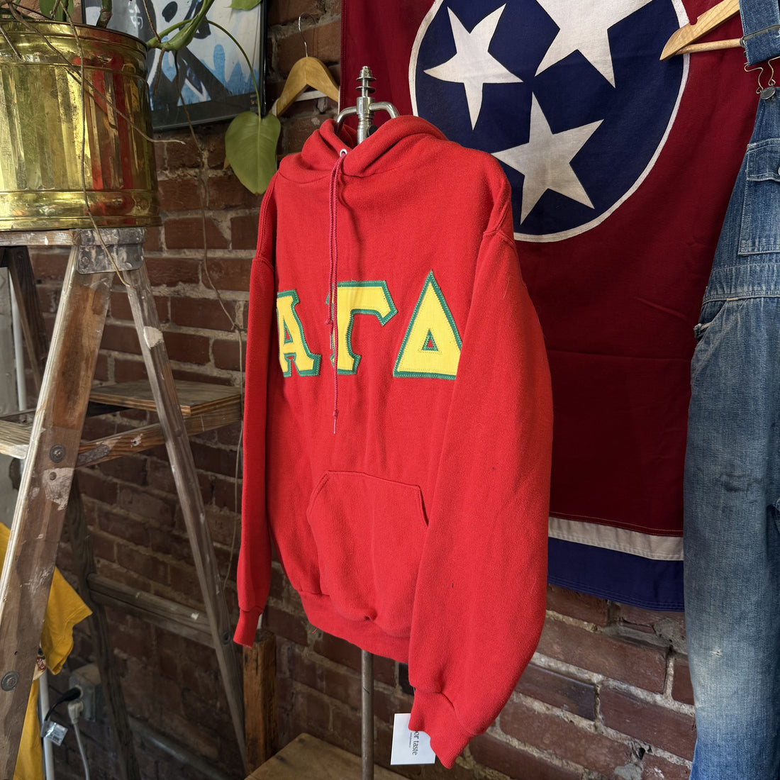 Vintage Alpha Gamma Delta Sorority Hoodie Red Patch Letters Womens M/L