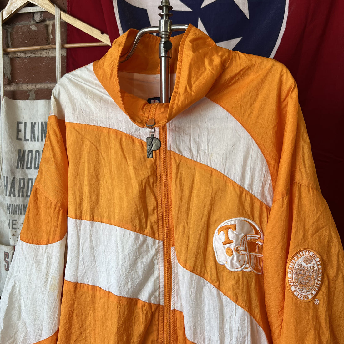 Vintage Tennessee Volunteers Pro Layer Jacket Windbreaker Orange Mens XL