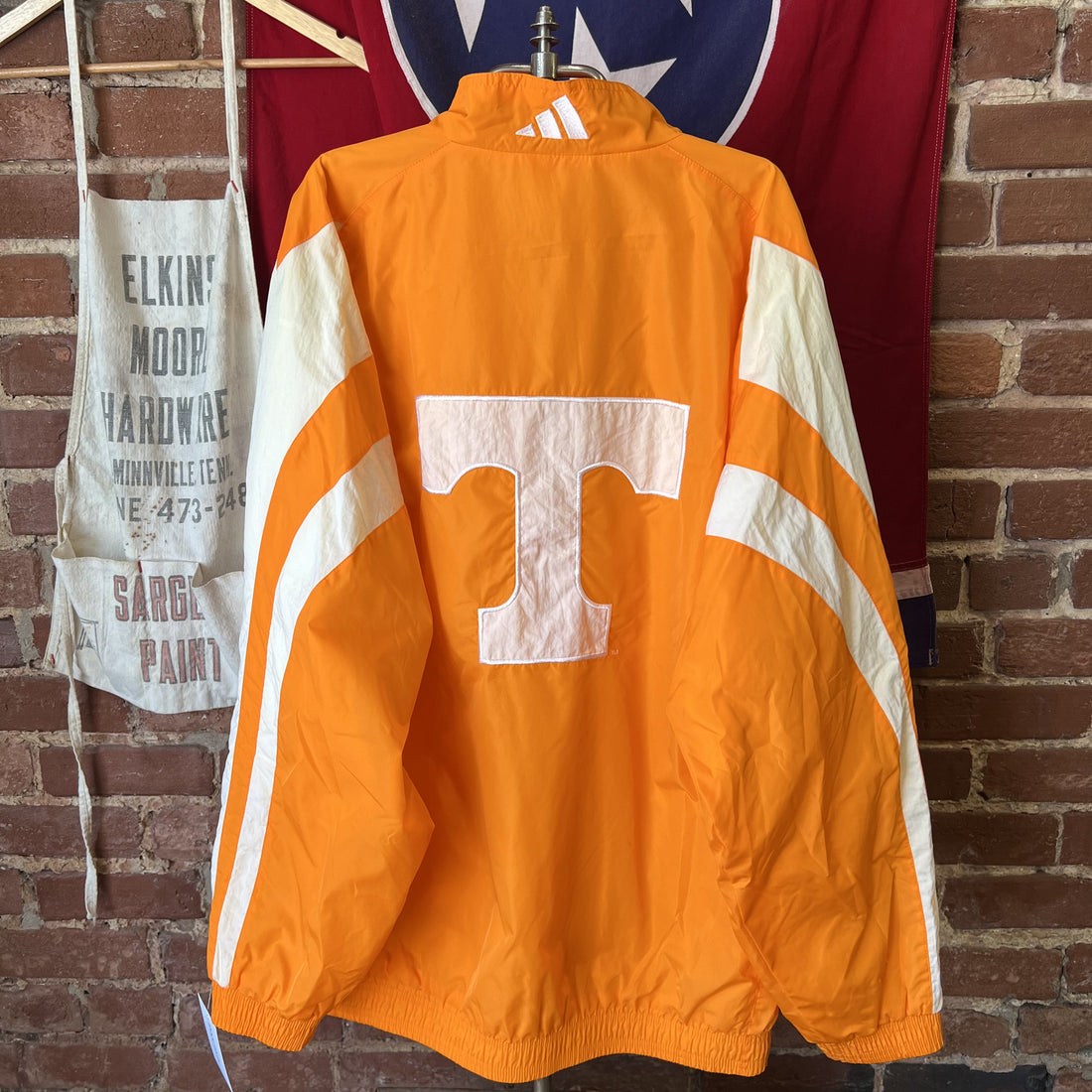 Vintage Tennessee Volunteers Adidas Jacket Windbreaker Orange Mens Medium