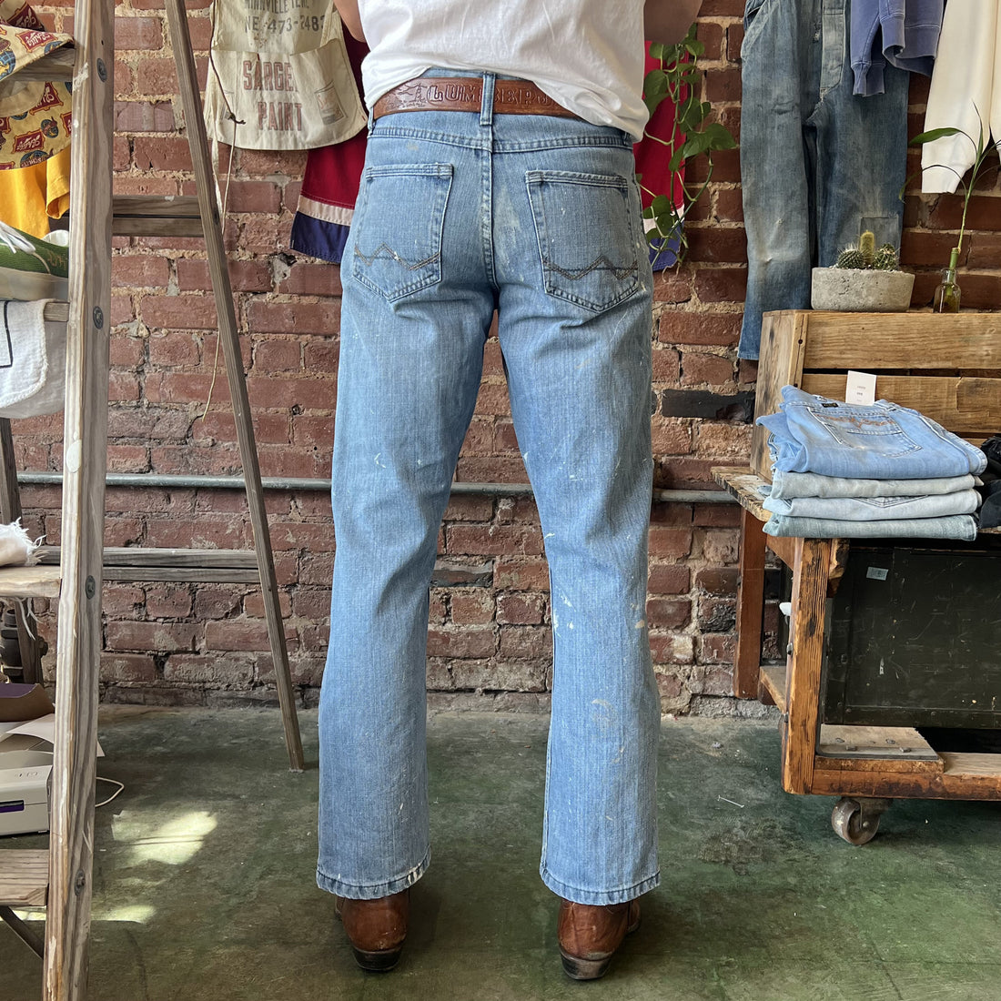 Vintage Wrangler Relaxed Bootcut Jeans Paint Splatter Men's 32x30