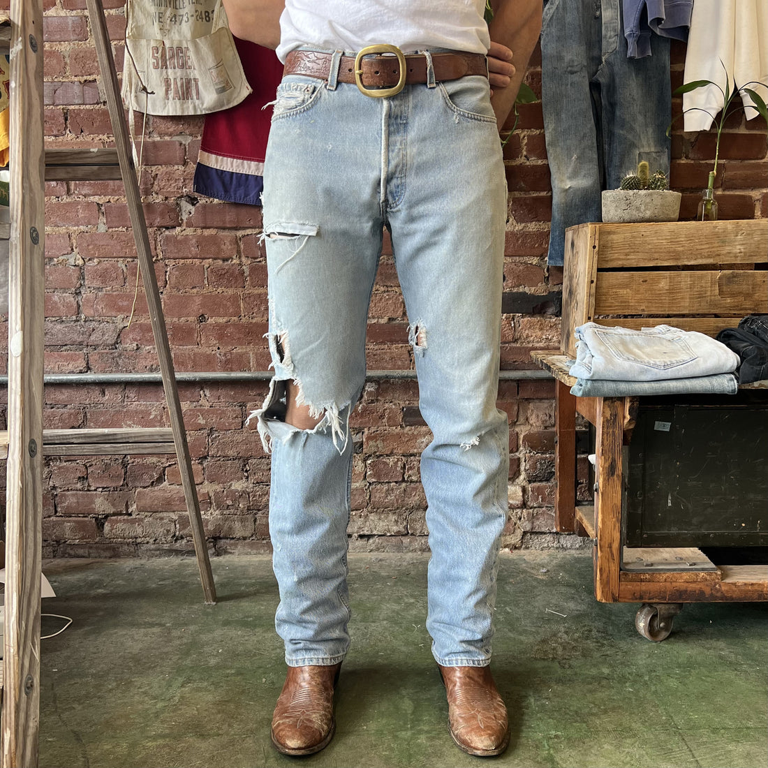 Vintage Levi's 501 Jeans Straight Leg Faded and Distressed Made in USA 31x34