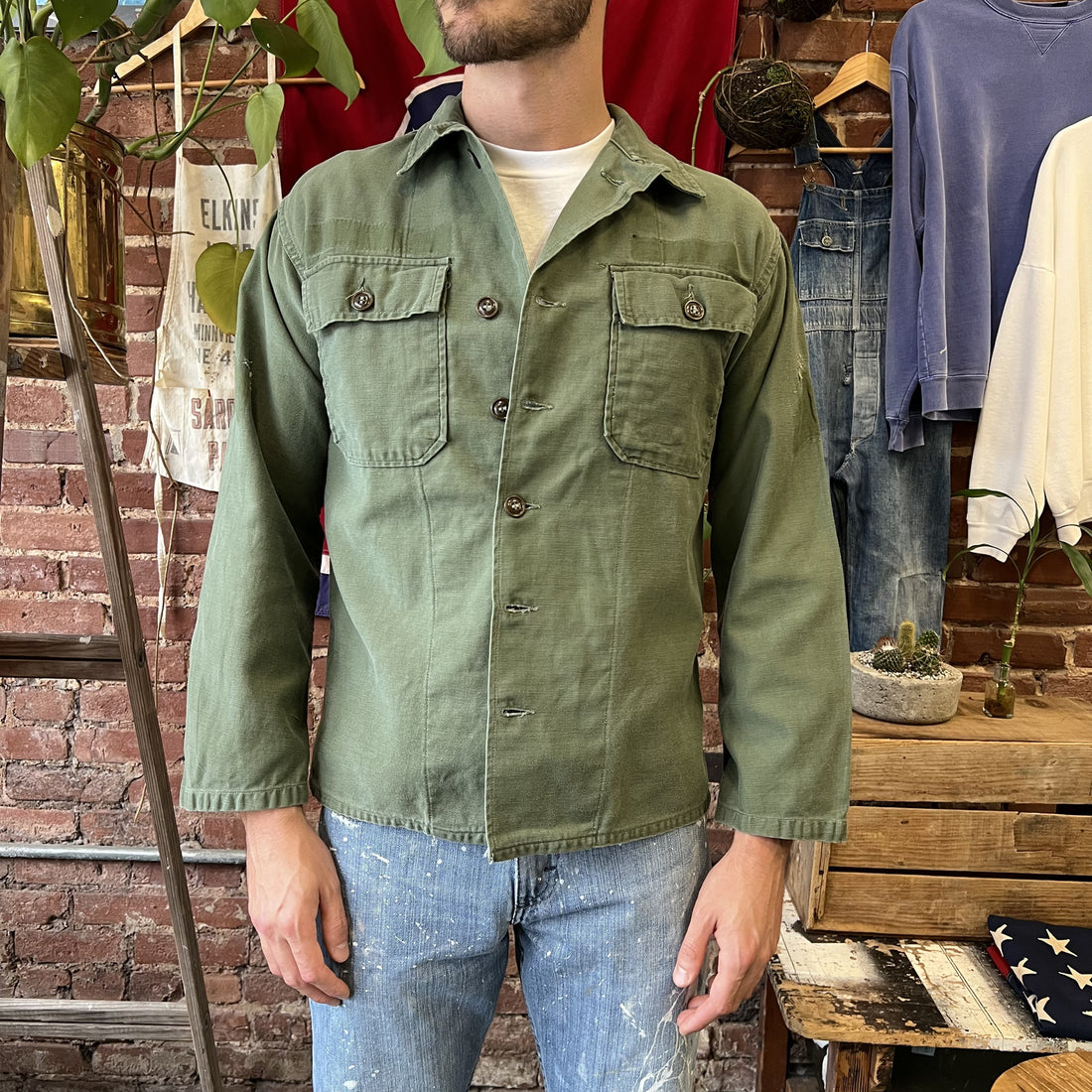 Vintage 1960s Military Fatigue Shirt Button Up OG Cotton Green Mens Medium