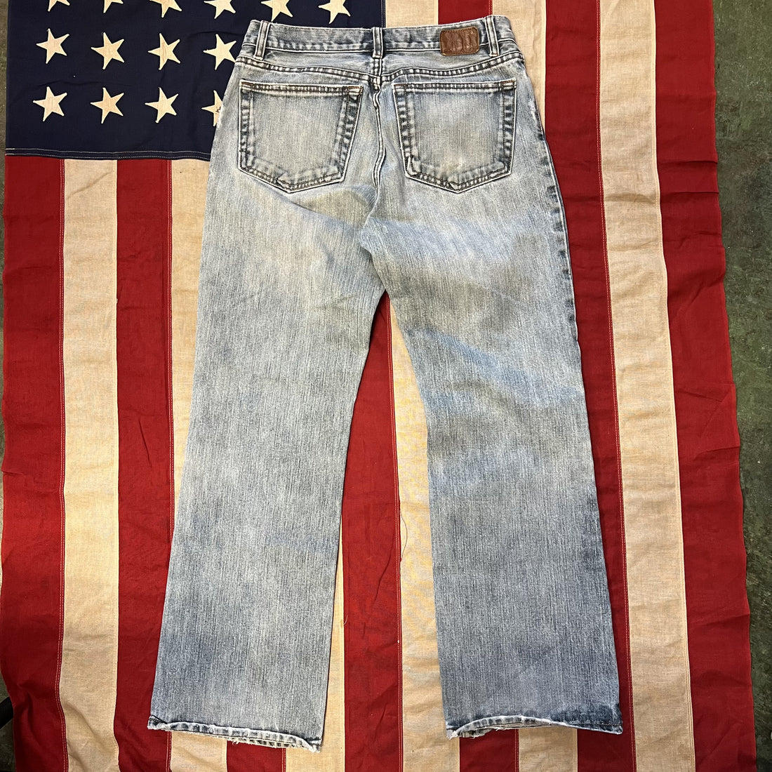 Vintage Gap Bootcut Jeans Faded and Distressed Medium Wash 32x32