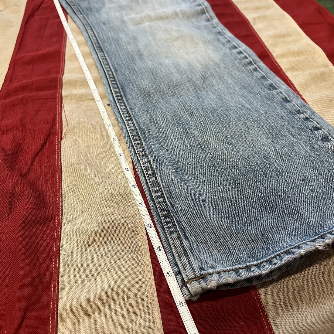Vintage Gap Bootcut Jeans Faded and Distressed Medium Wash 32x32