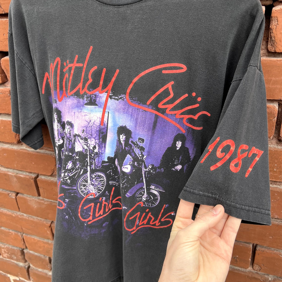 Vintage 1987 Single Stitch Motley Crue T Shirt Small